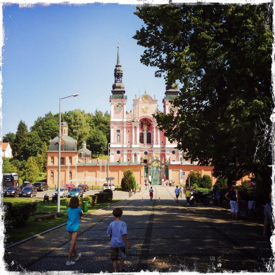 Folwark Malinowy Chrusniak Villa Bisztynek Buitenkant foto